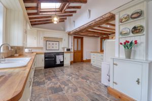 Kitchen/Diner- click for photo gallery